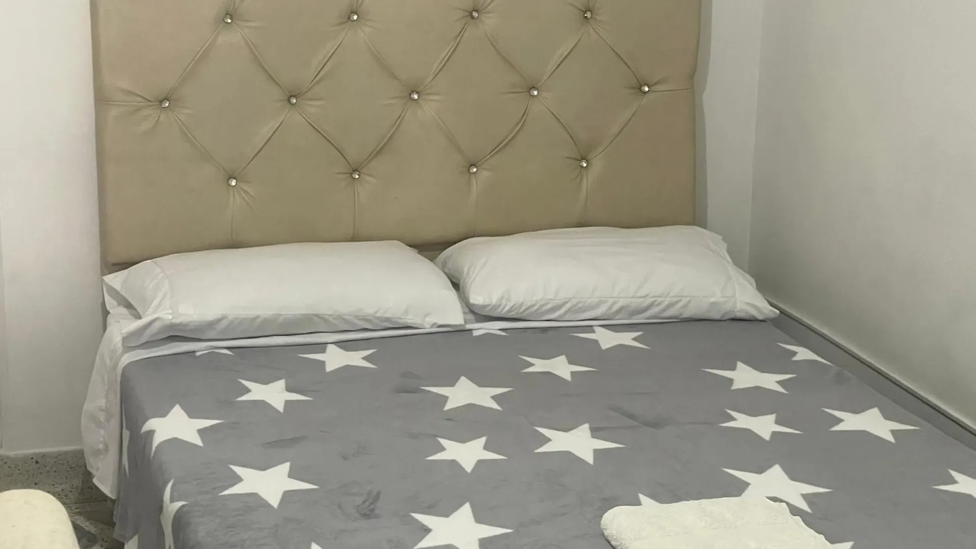 Apartamento Comodo En Laureles , Centrico Y Bien Ubicado Apto 301 Apartment Medellin